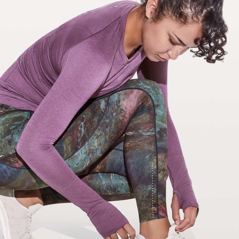 Lululemon Fast & Free 7/8 Tight II *Nulux 25"
Radiant Multi